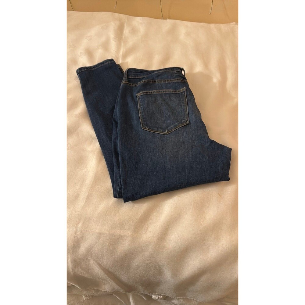 Sonoma Curvy Skinny Jeans size 12 Short